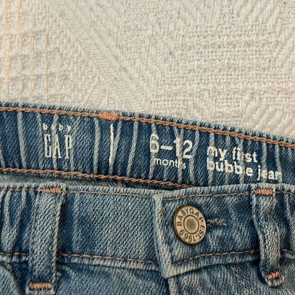 Gap Baby 100% Organic Cotton Bubble Jeans with Washwell - Picture 2 of 3